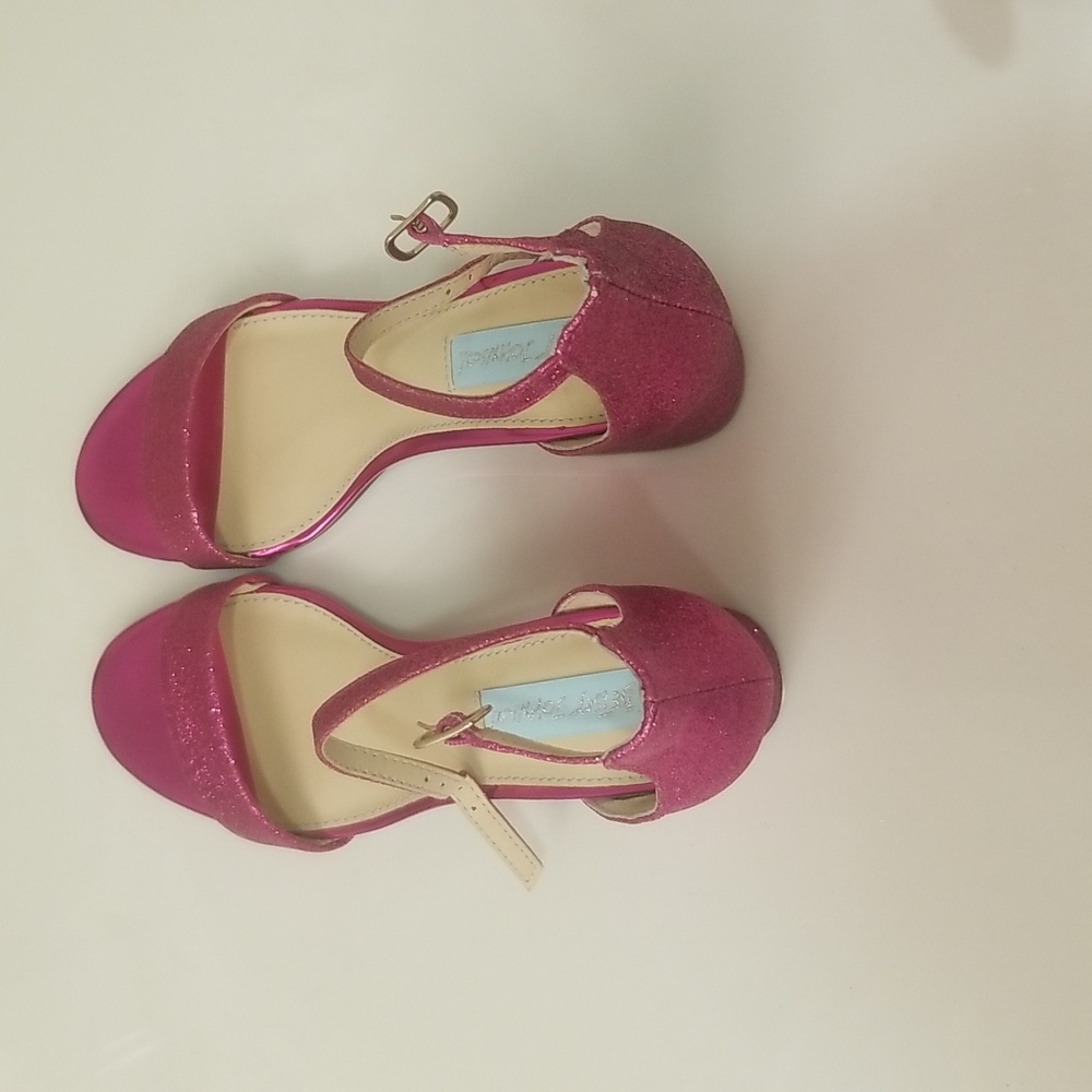 Betsey Johnson Fuchsia Glitter Heels